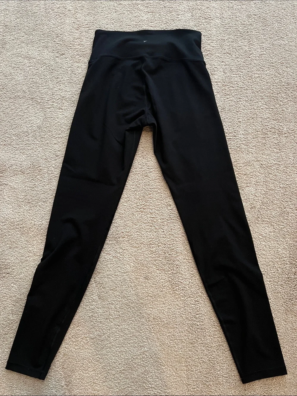Old Navy Active Elevate Go Dry Hi- Rise (10”) Black Leggings- size Medium, EUC - Picture 6 of 7